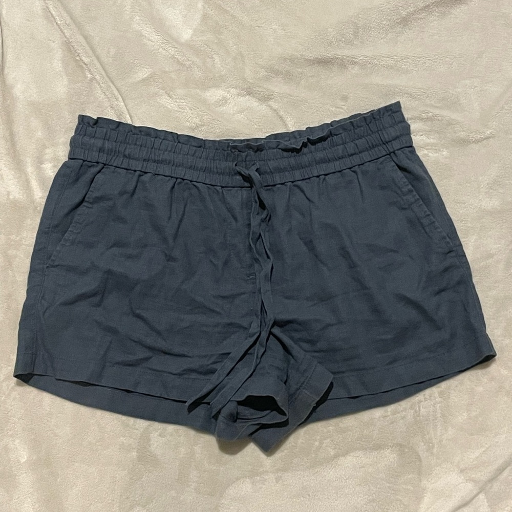 Dark blue LOFT outlet shorts size L